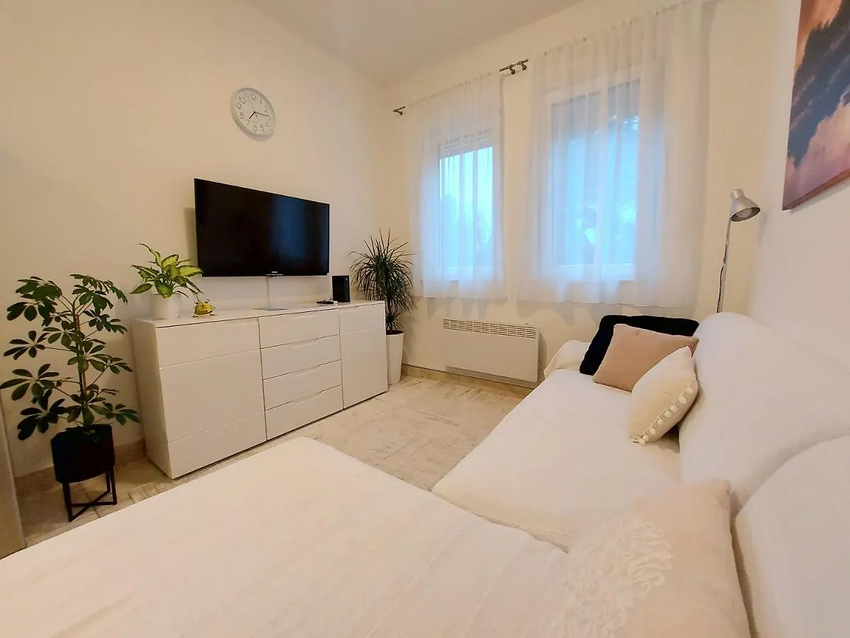 Apartment Springjoy Zadar 0*,